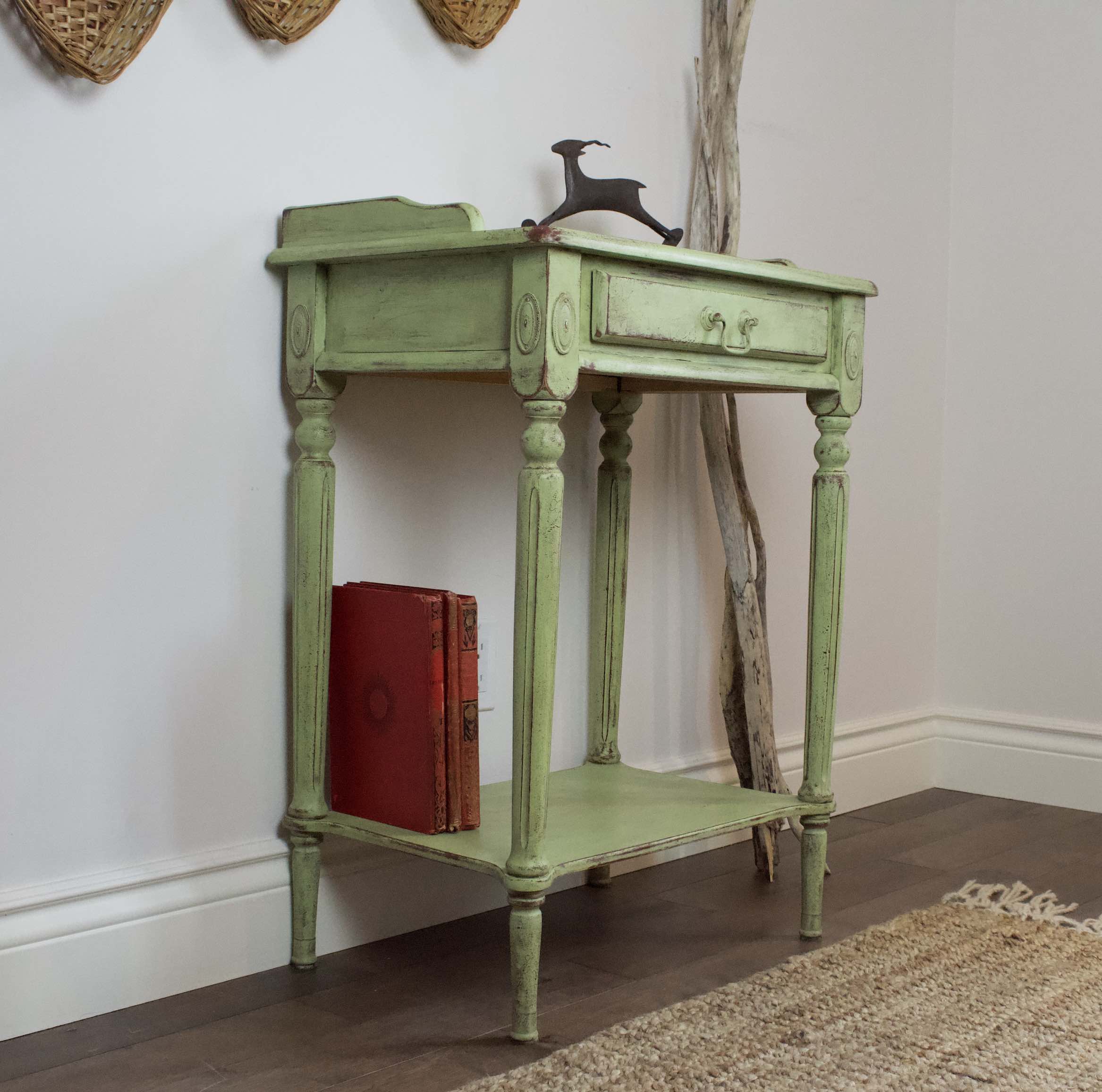 Table de nuit antique